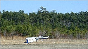 Bill Van Vleave's Hammer 40 breaks ground for the timed flight event - Rocks photo